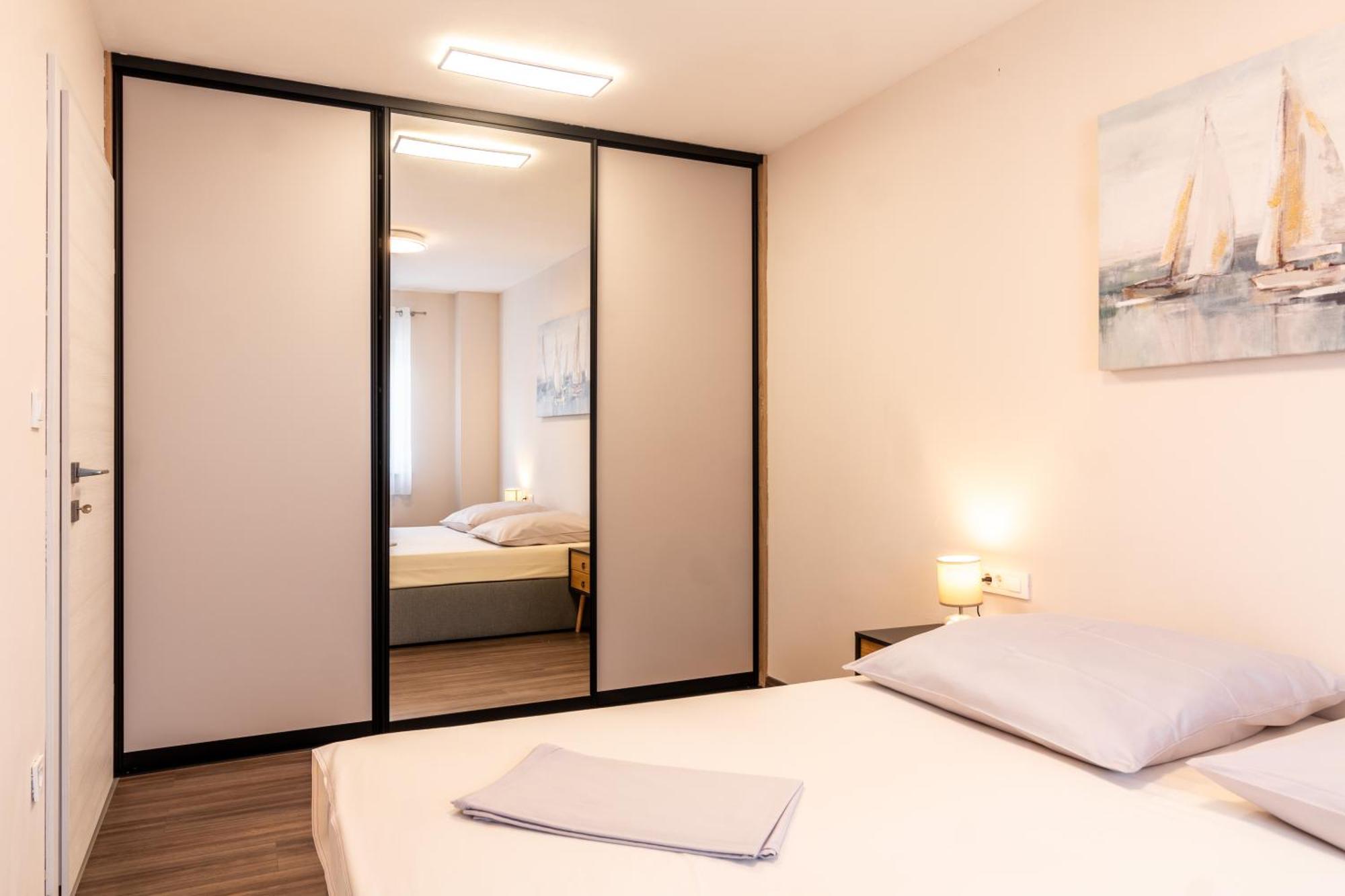 Apartmani Nela Kastela Dış mekan fotoğraf