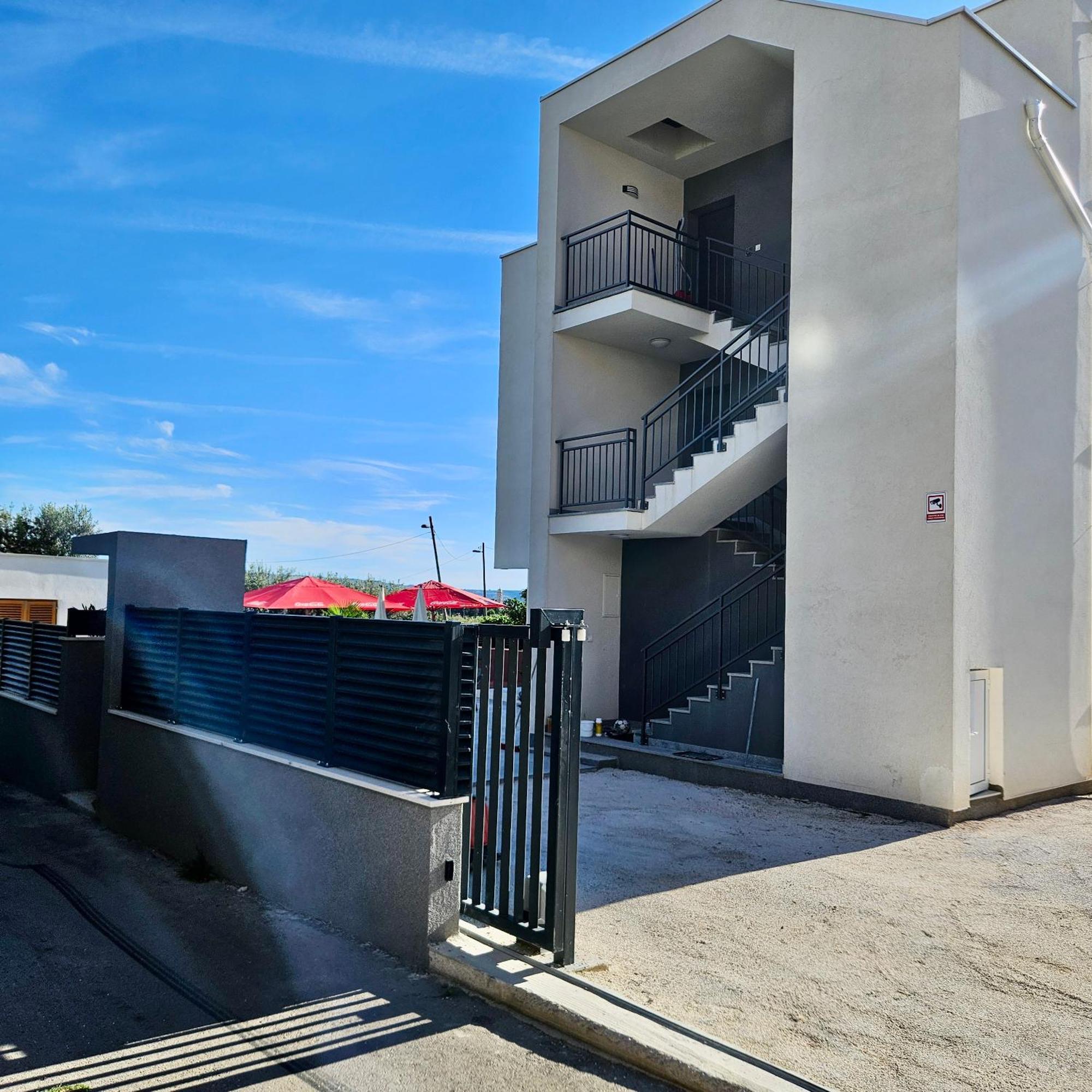 Apartmani Nela Kastela Dış mekan fotoğraf